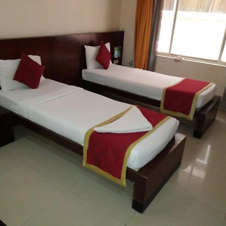 Hotel Vandematharam Bangalore Extérieur photo
