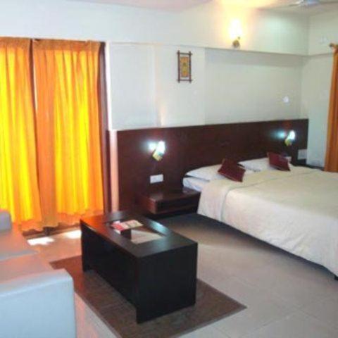Hotel Vandematharam Bangalore Extérieur photo