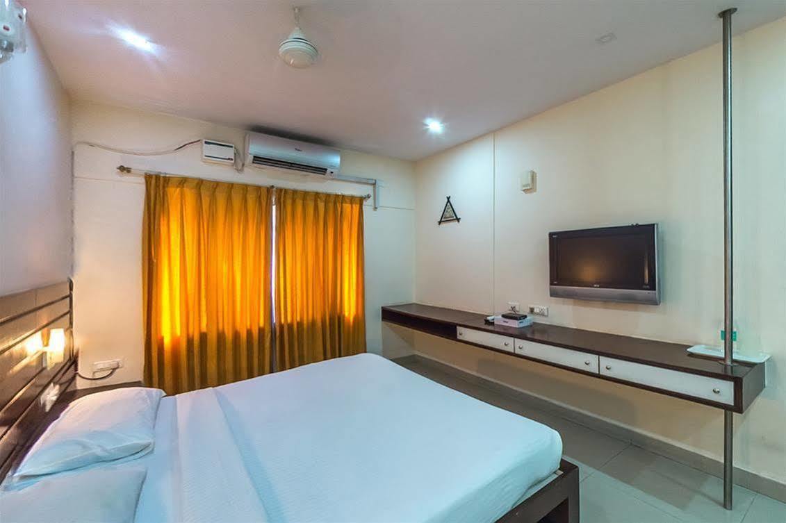 Hotel Vandematharam Bangalore Extérieur photo