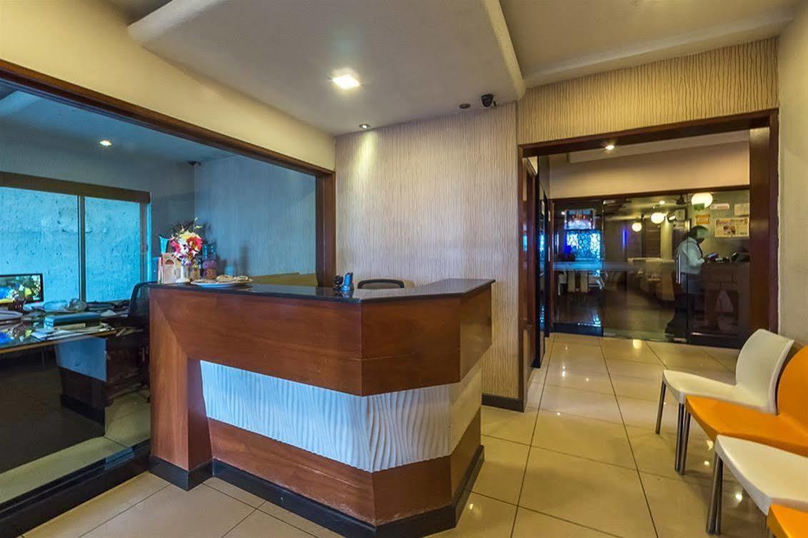 Hotel Vandematharam Bangalore Extérieur photo