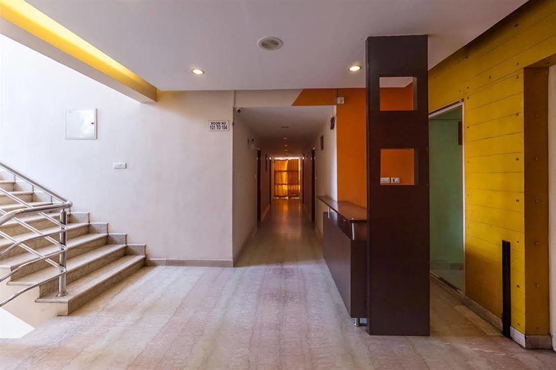 Hotel Vandematharam Bangalore Extérieur photo