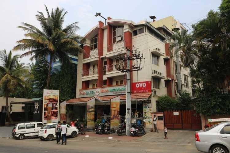 Hotel Vandematharam Bangalore Extérieur photo