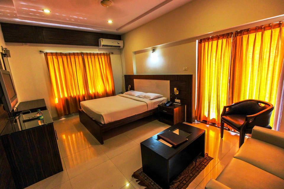 Hotel Vandematharam Bangalore Extérieur photo